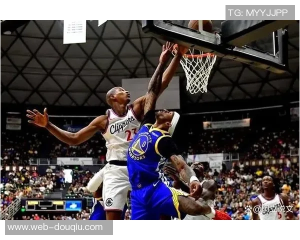 亚特兰联与伐木人激战正酣谁能在这场对决中笑到最后